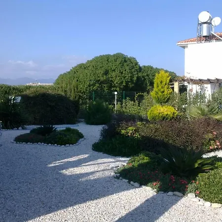 Pensión Iskele Luxury